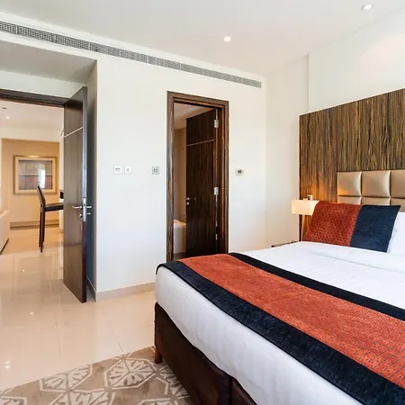 Royal Club By Rvhr, Bonnington Residential Tower - Jlt Apartment Dubai Exterior photo