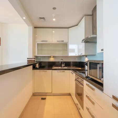 Royal Club By Rvhr, Bonnington Residential Tower - Jlt Apartment Dubai Exterior photo