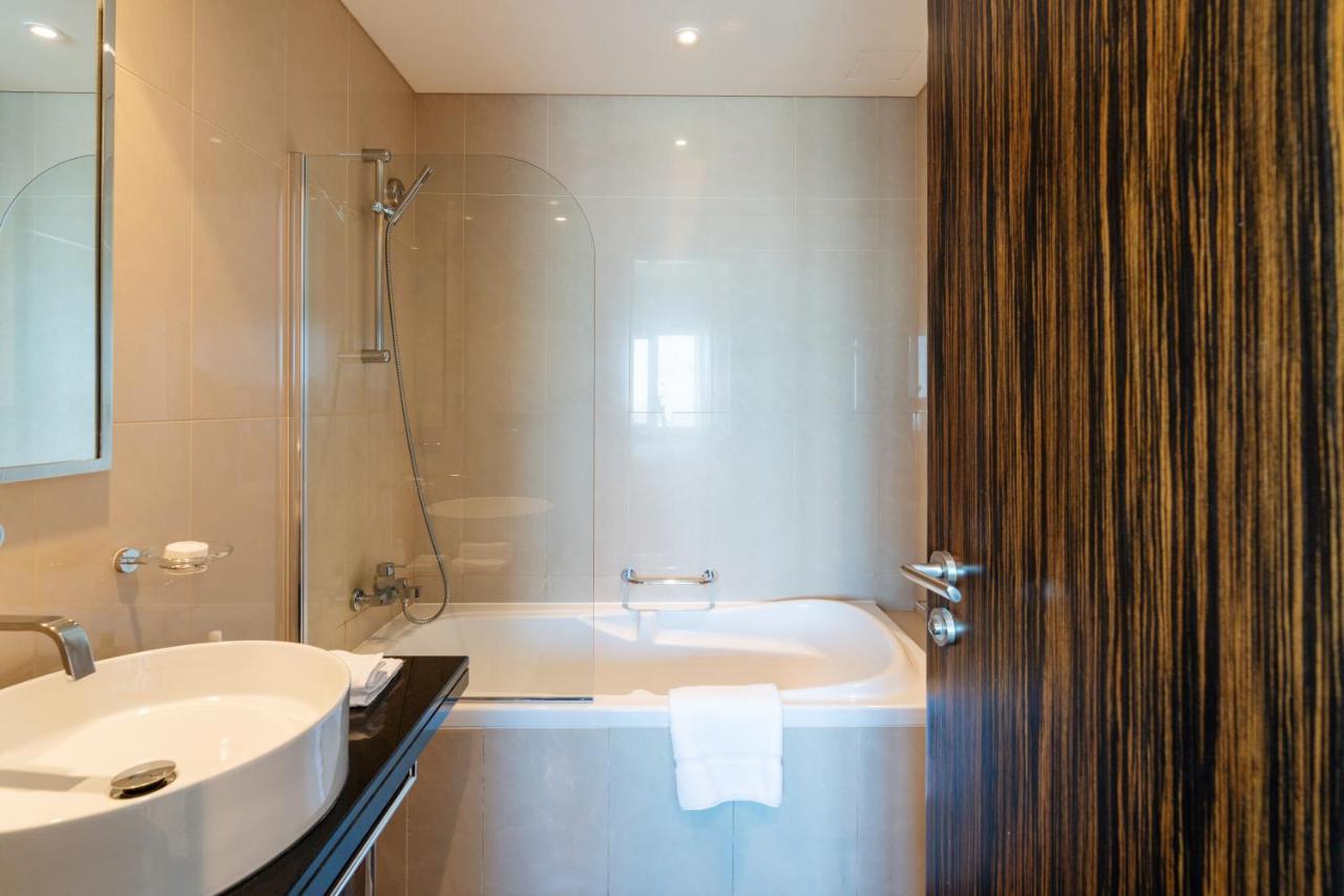 Royal Club By Rvhr, Bonnington Residential Tower - Jlt Апартаменти Дубай