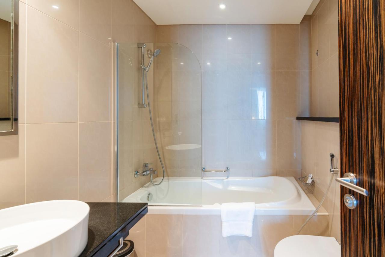Апартаменти Royal Club By Rvhr, Bonnington Residential Tower - Jlt Дубай